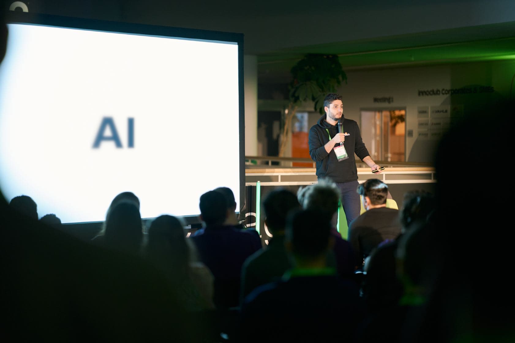 KI-Vortrag vor Publikum
